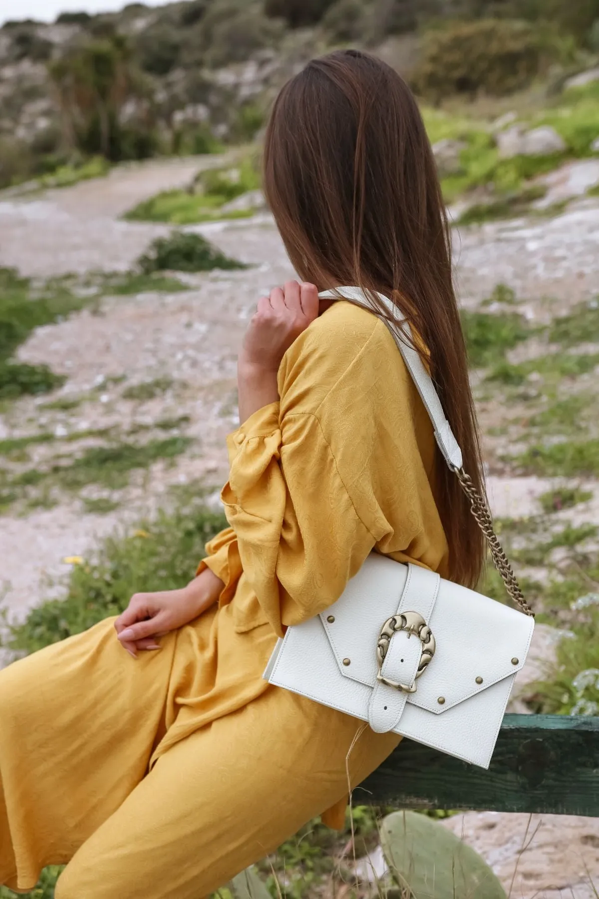 Briana Leather Shoulder Bag - Cream