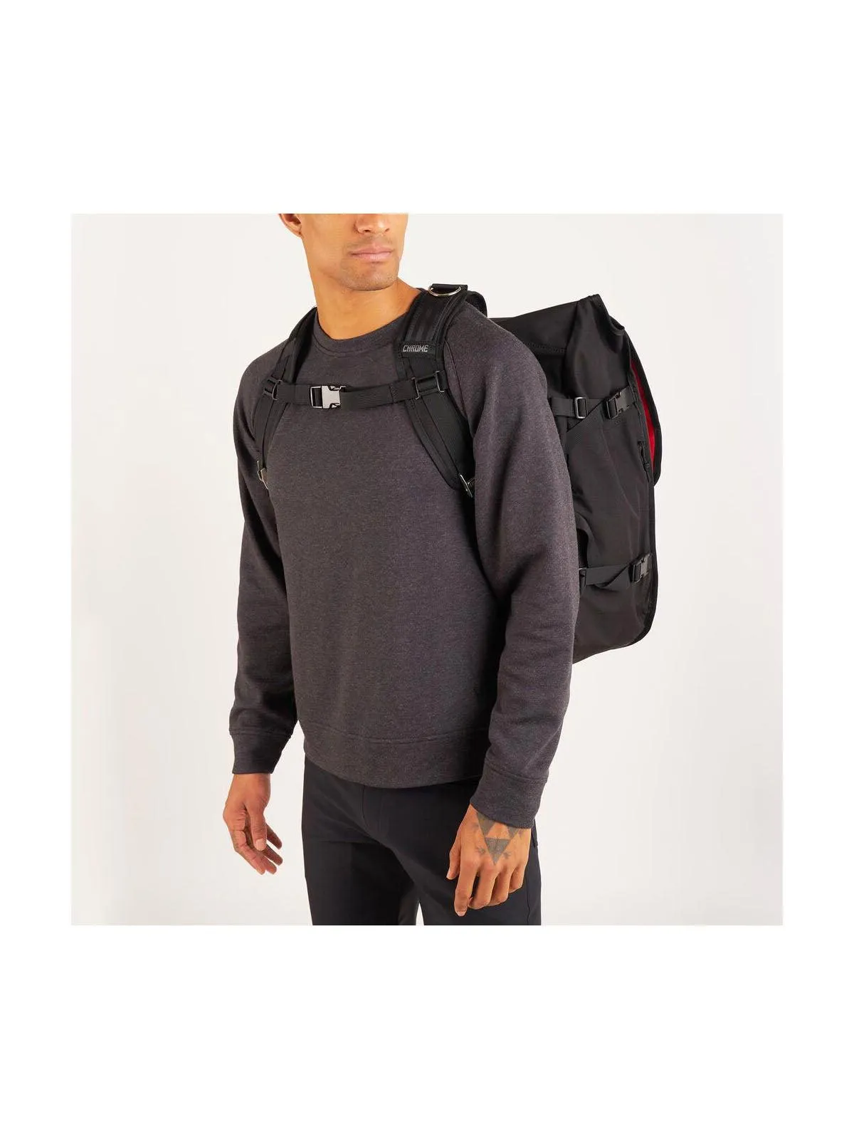 Chrome Industries Warsaw 2.0 Messenger Backpack Black