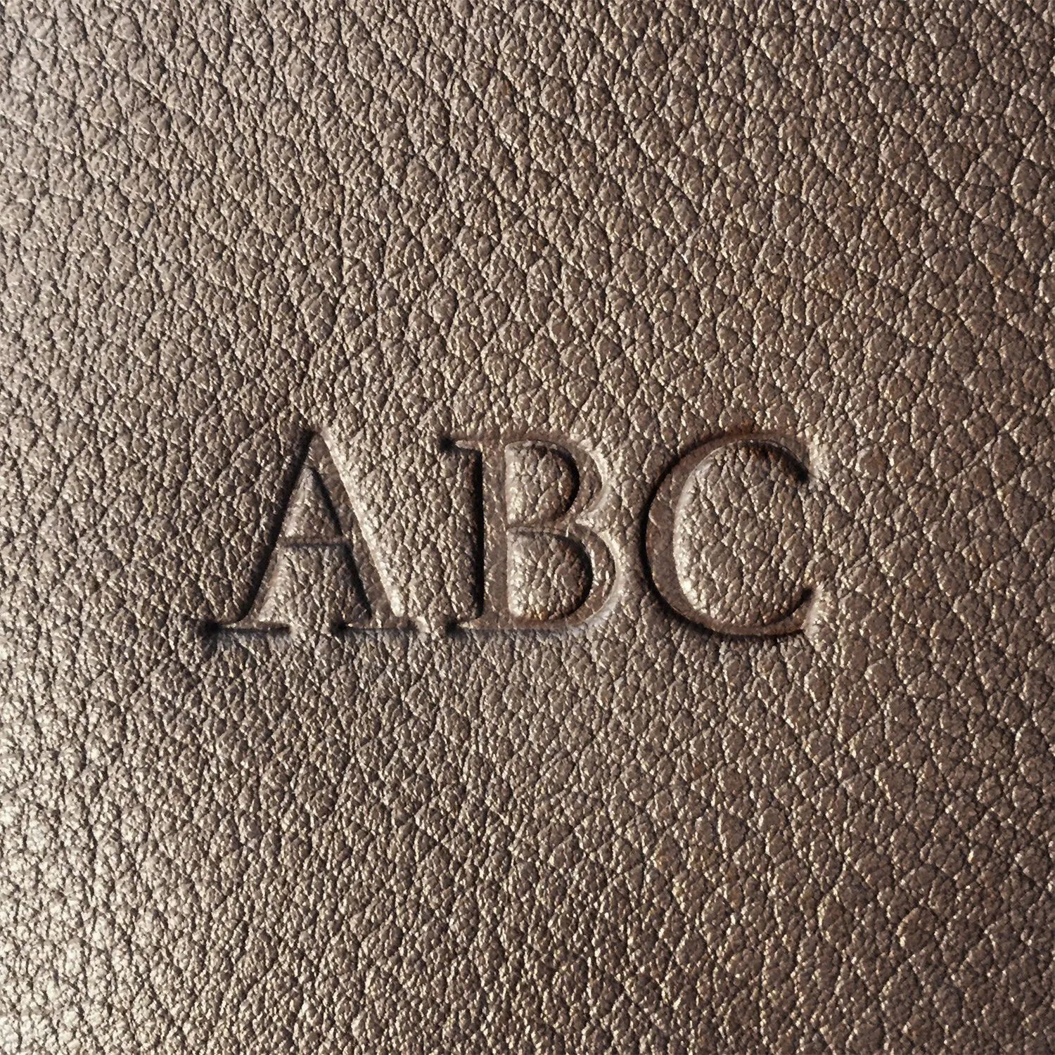 'Pase' Travel Card Holder - Brown Leather