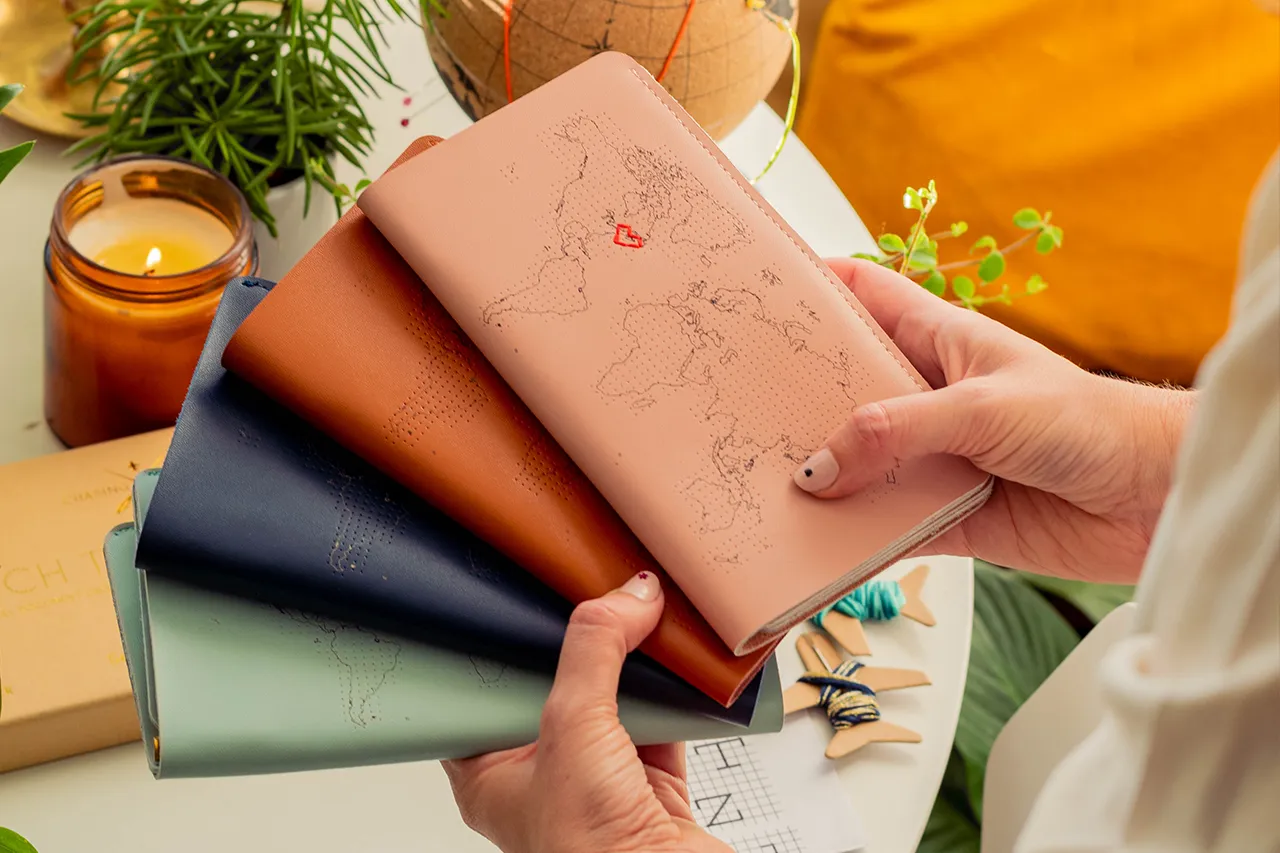 Stitch Travel Wallet - Pink